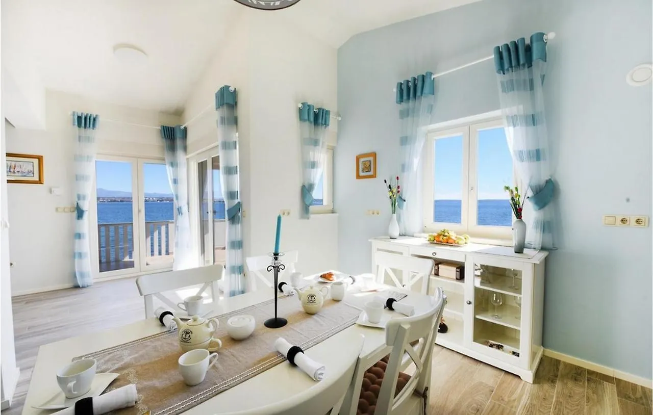 Villa One Poljana  펜션 Poljana (Ugljan)